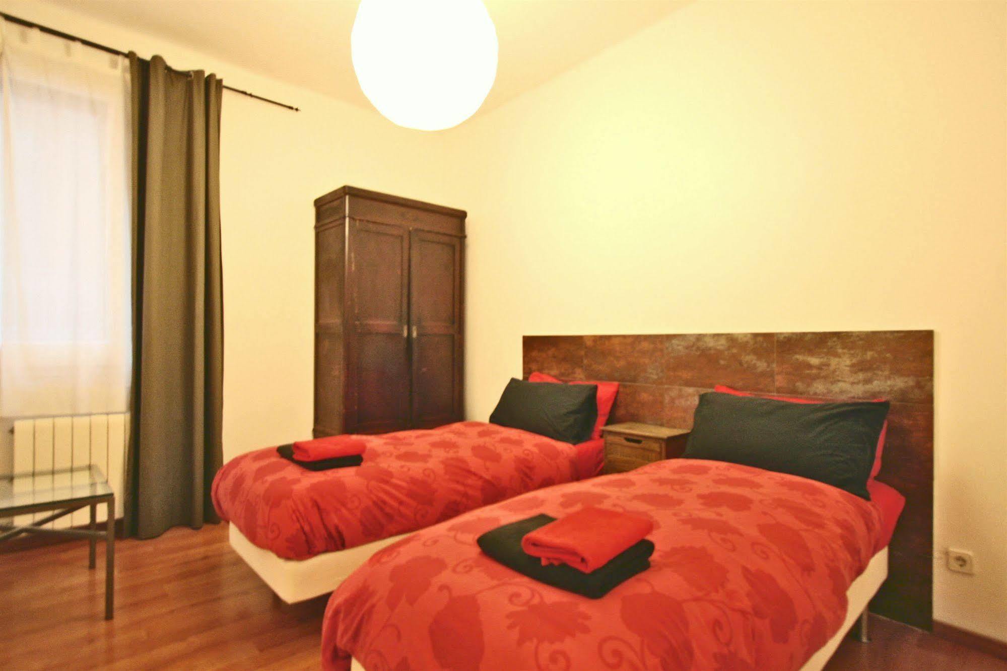 Vidre Home - Plaza Real Barcelona Exterior photo